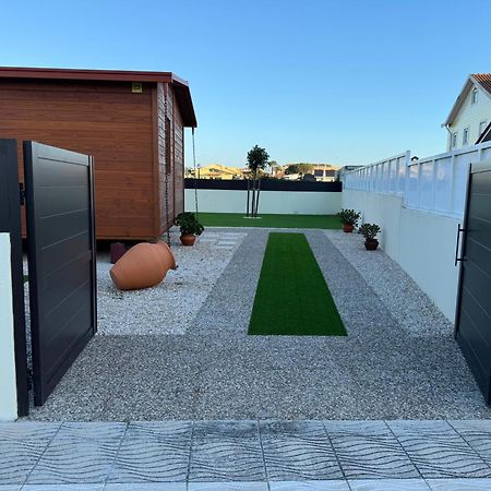 Acolhedora Casa De Ferias T2 Com Espaco Exterior エスモリス エクステリア 写真
