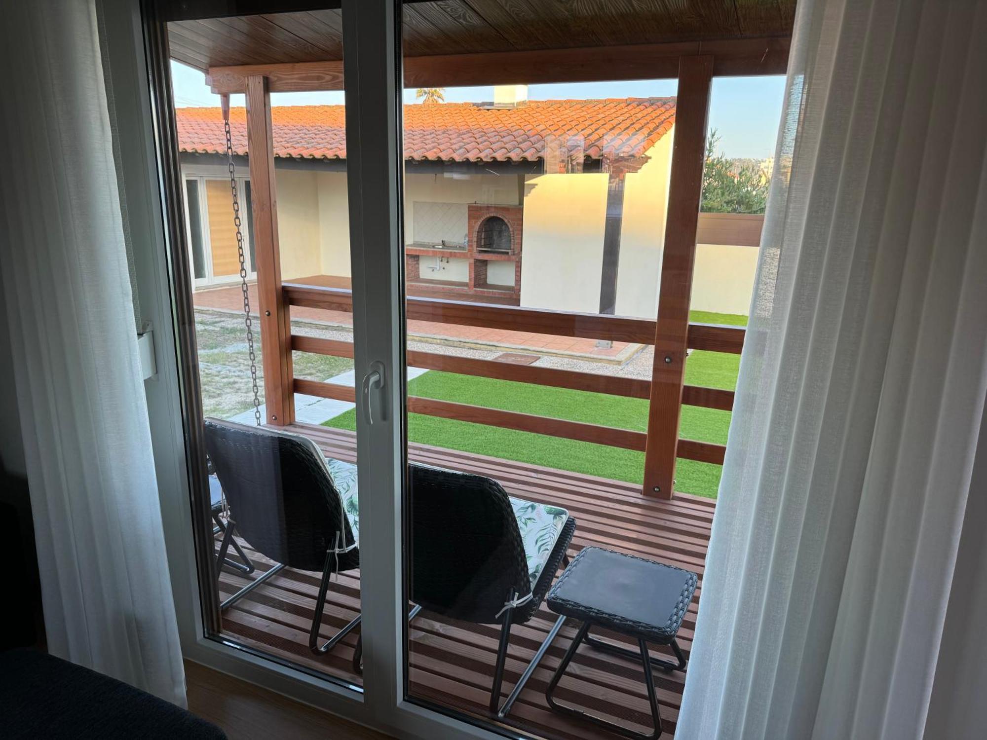 Acolhedora Casa De Ferias T2 Com Espaco Exterior エスモリス エクステリア 写真